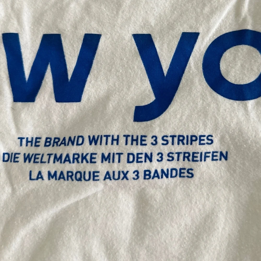adidas Men's New York Graphic Tee (S)